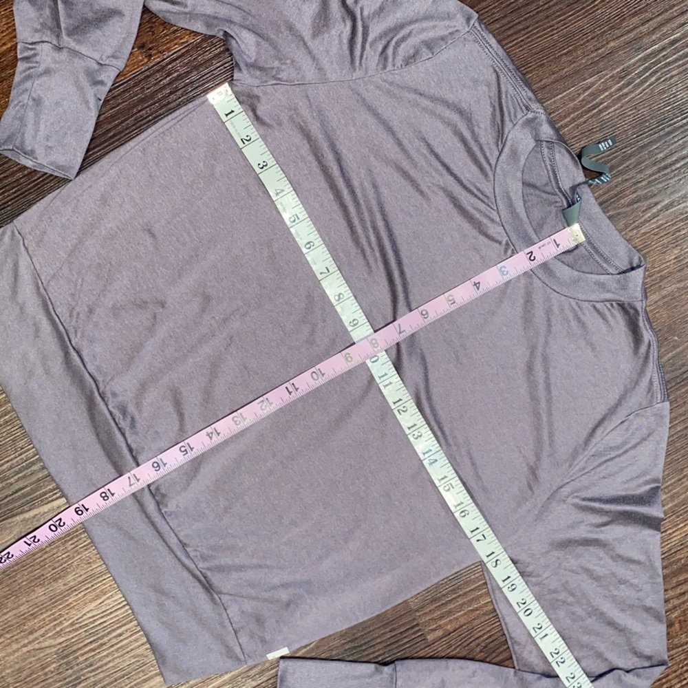 Vuori womens sweater - Picture 5 of 6